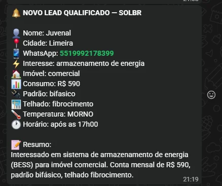 Automatic notification in Portuguese — Solbr's sales manager receives this the moment Noah finishes qualifying a lead